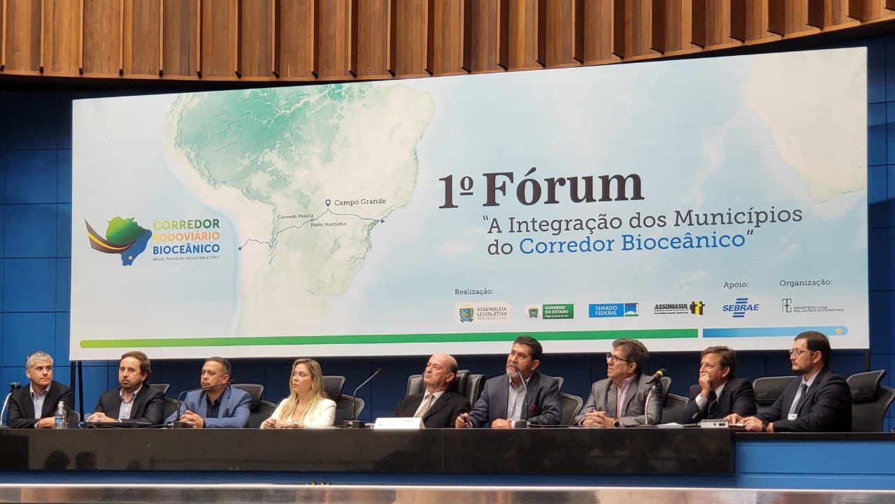 Puerto de Iquique participa en foro  sobre corredor bioceánico en Brasil