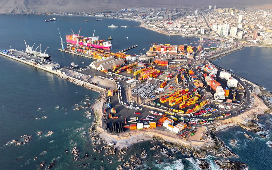 Puerto de Iquique incrementa 13% su movimiento de carga durante julio
