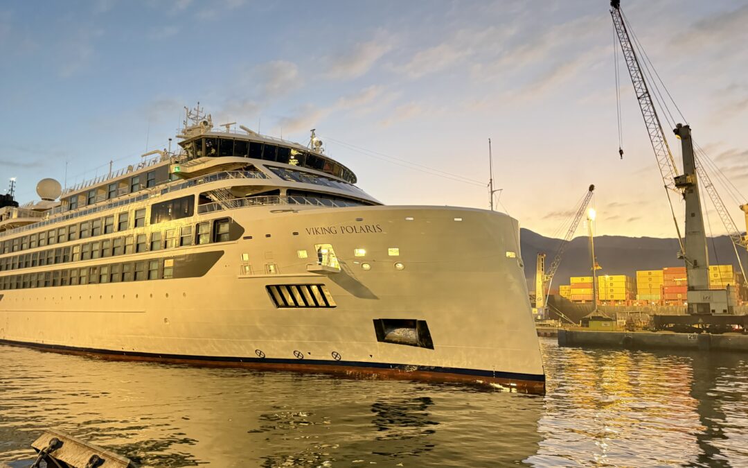 Puerto de Iquique recibe crucero de lujo Viking Polaris